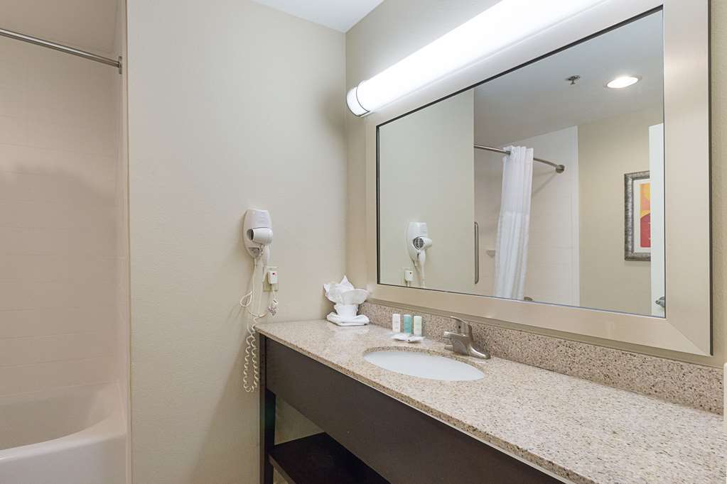 Comfort Suites Beachside - photo 33