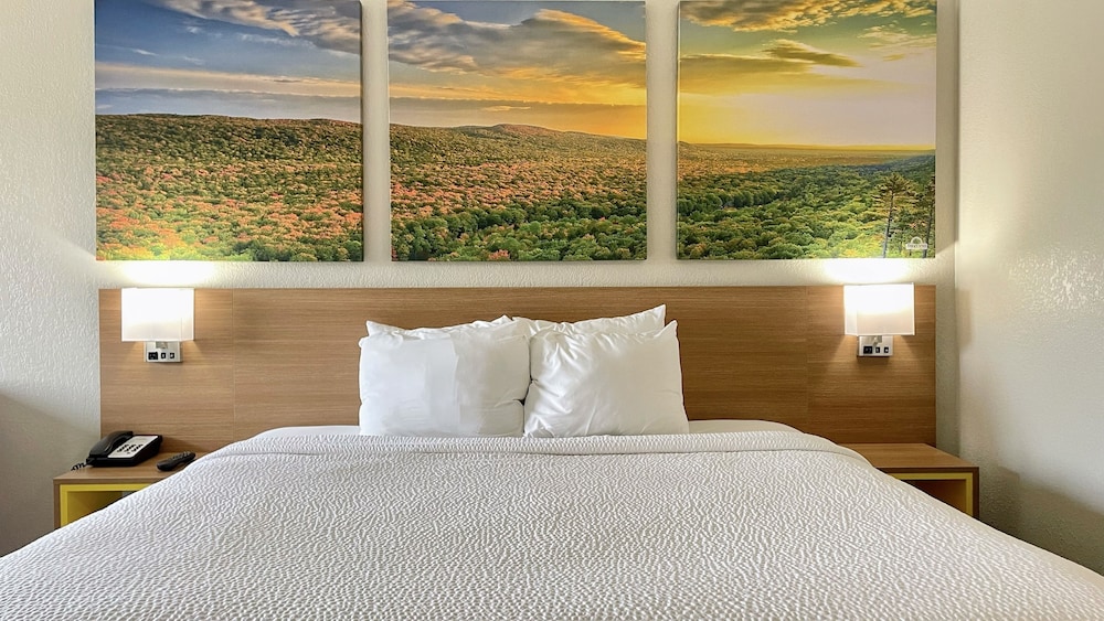Days Inn by Wyndham Columbus IN - photo 8