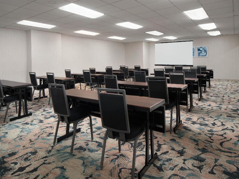 DoubleTree by Hilton Virginia Beach - photo 26
