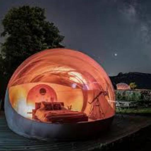 Bulles d étoiles — hotel in Beloeil