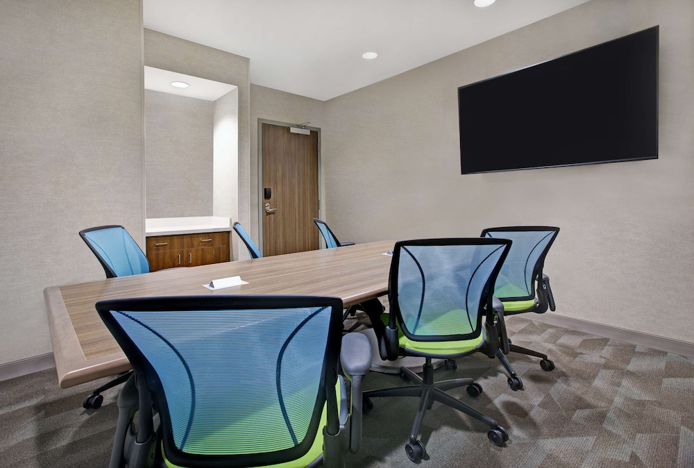 Home2 Suites Asheville Airport - photo 38