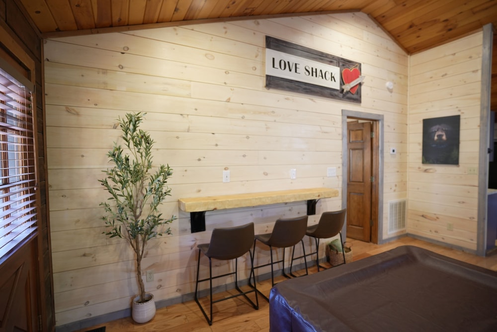 Love Shack - photo 21