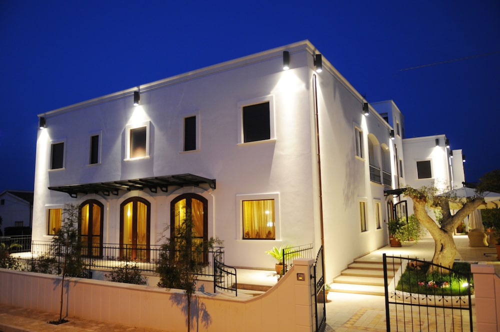 Hotel Victoria - carbon neutral hotel in Carovigno