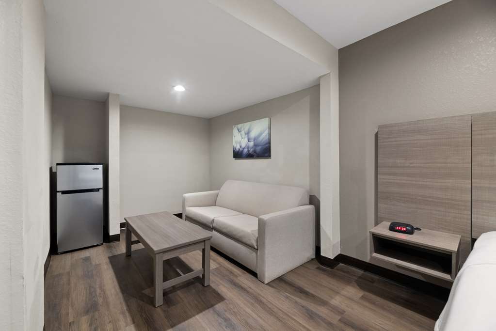 Quality Suites Wildwood The Villages - photo 17