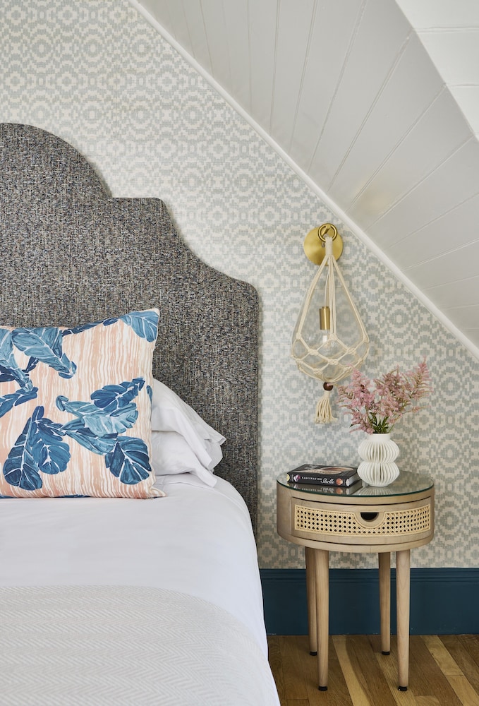 The Coco The Edgartown Collection - photo 19