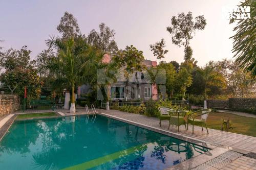 Corbett Calling with Projector Set Up by StayVista in Ramnagar, India