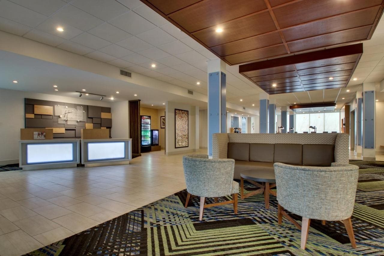 Holiday Inn Express & Suites Mt Sterling North by IHG - photo 93