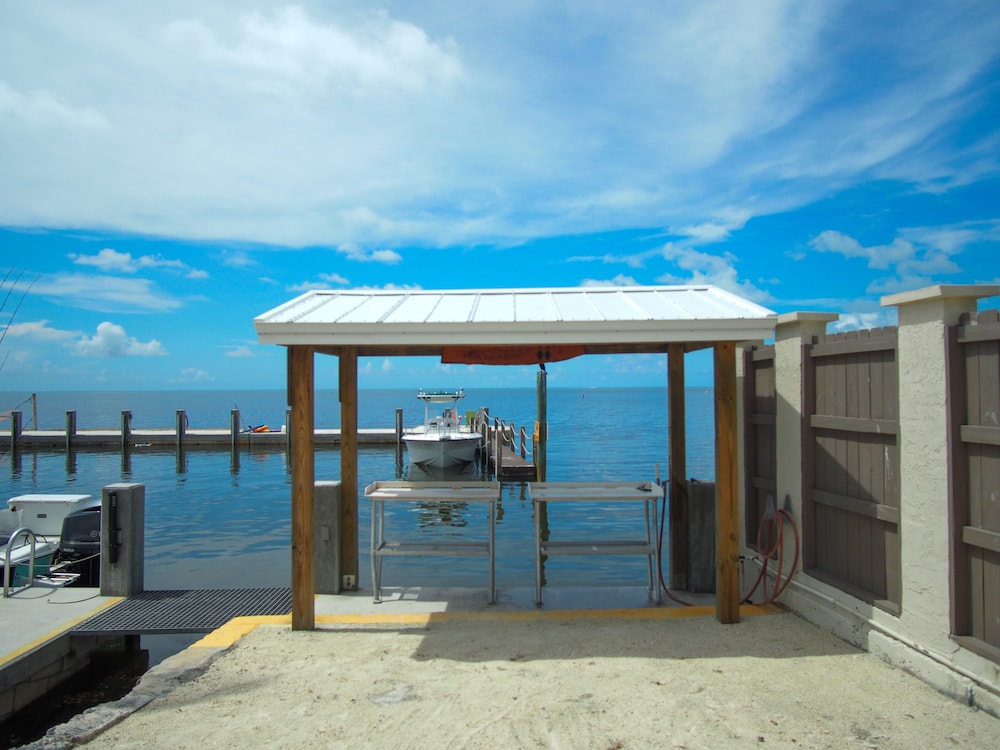Ragged Edge Resort & Marina - photo 53