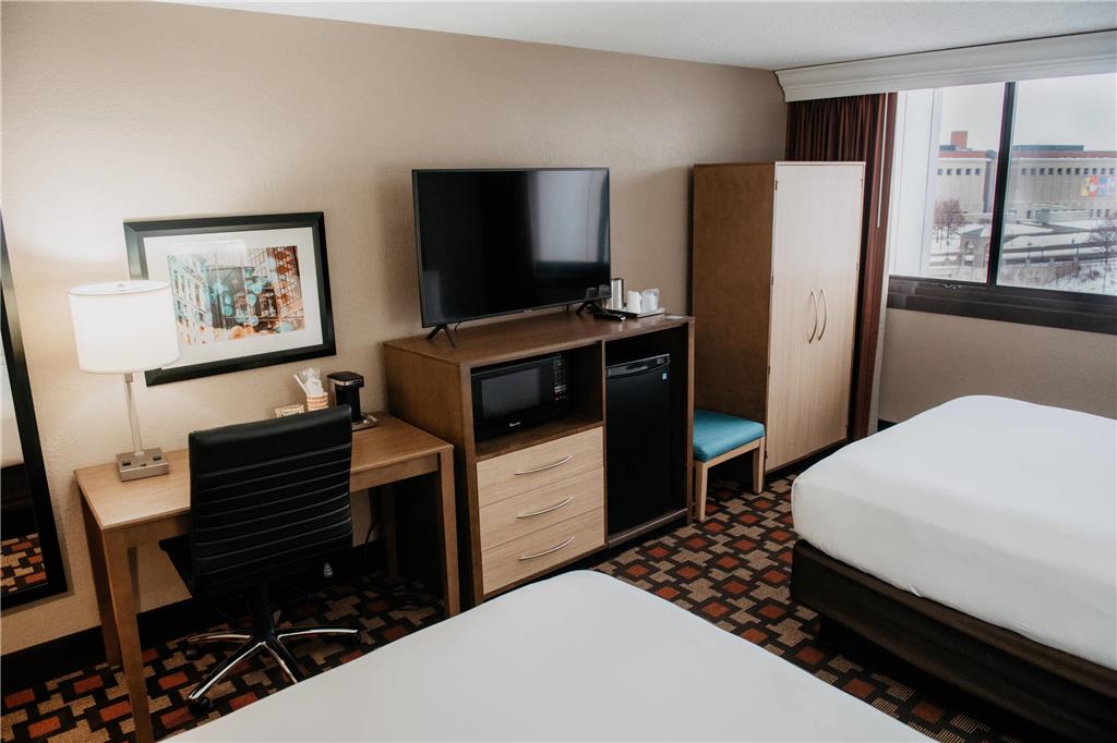 Radisson Hotel St. Paul Downtown - photo 10