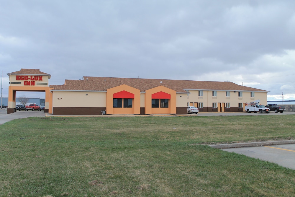 Eco Lux Inn - photo 35