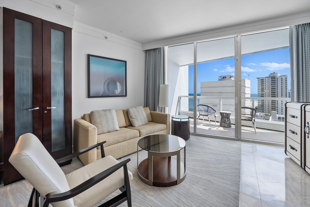 Fontainebleau Miami Beach Private Luxury Suites - photo 237