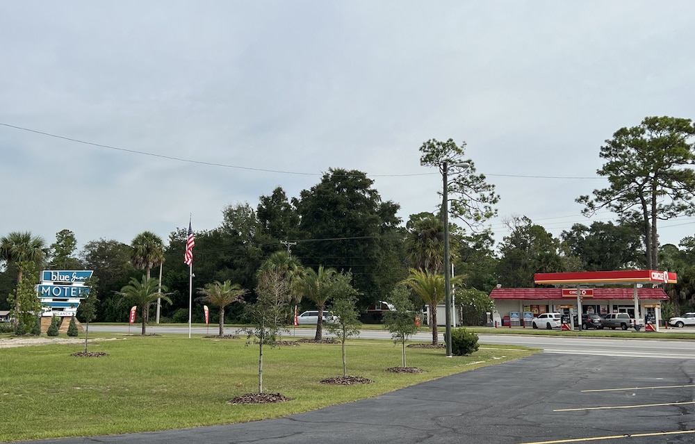 BlueGem Motel - photo 77