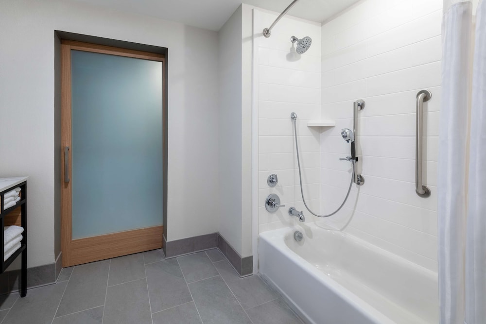 Hilton Garden Inn Longmont - photo 16