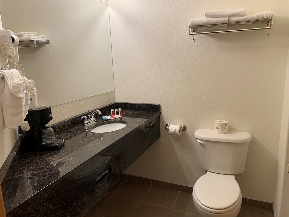 FairBridge Inn & Suites Williston - photo 14