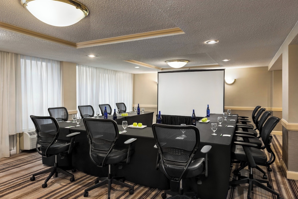 Holiday Inn Gaithersburg by IHG - photo 29