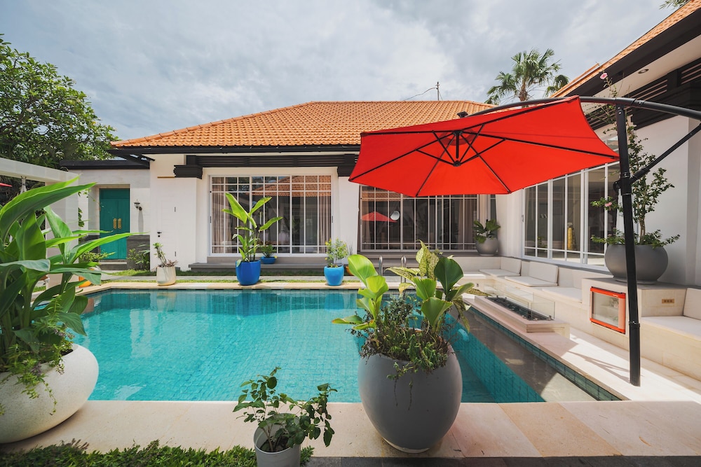 Xxtra Villa Seminyak — 5-Star Luxury Hotel in Seminyak, Indonesia