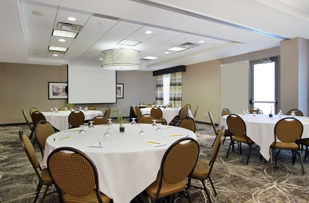 Hilton Garden Inn Columbus University Area - photo 33