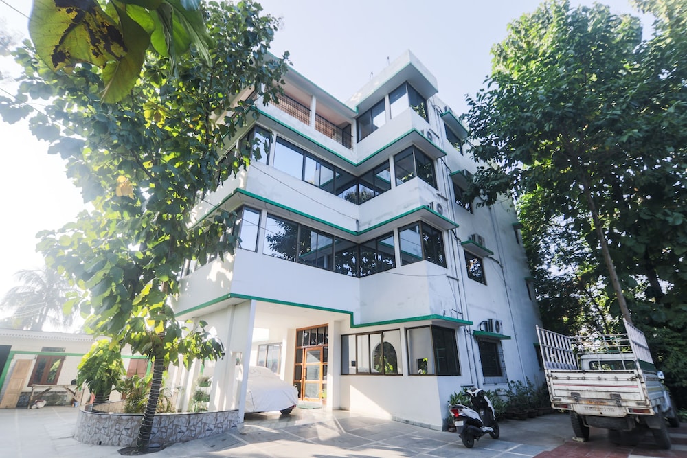 Oyo 24696 Green Point in Tezpur, India