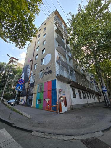 Apartment on Abashidze street