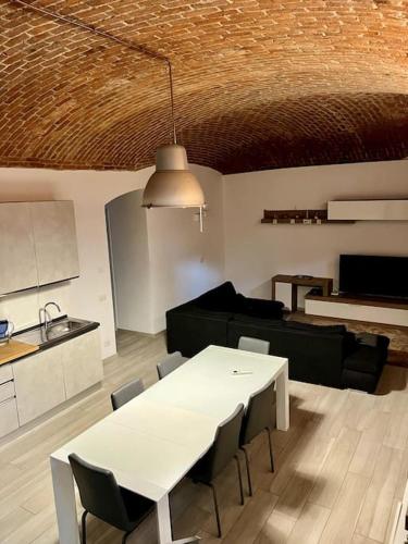 Immense Secret Cave — 4-Star Luxury Hotel in Milan, Italy