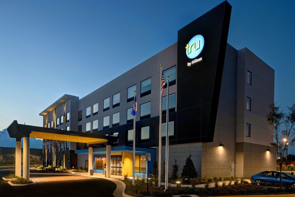 Tru by Hilton Manassas - featured photo