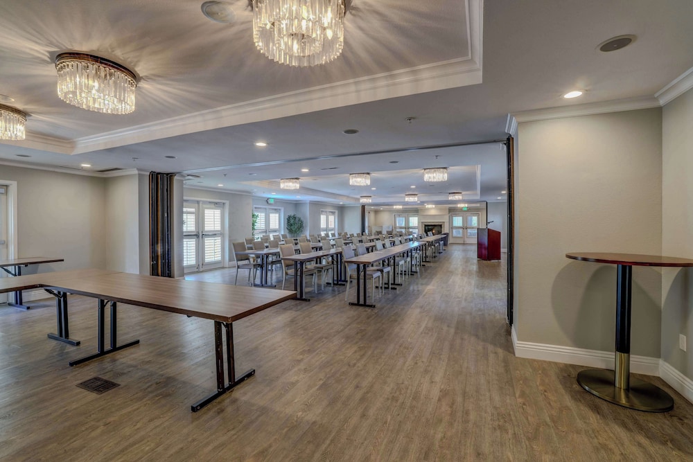 The Lodge at Healdsburg tapestry Collection by Hilton - photo 47
