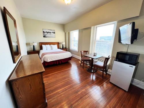 Lenox Hotel and Suites - photo 19