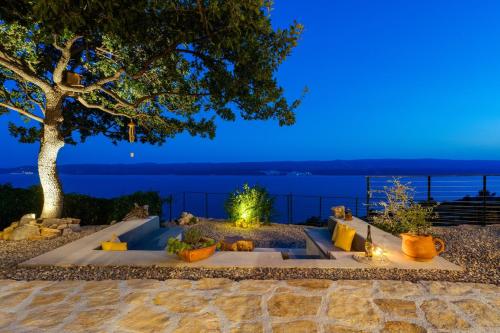 Villa Mountain Lodge — 4-Star Luxury Hotel in Omis, Croatia