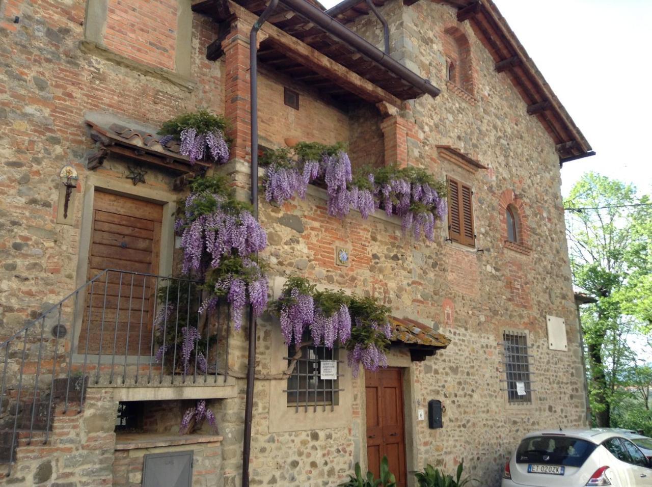 Il Glicine — 4-Star Luxury Hotel in Laterina, Italy