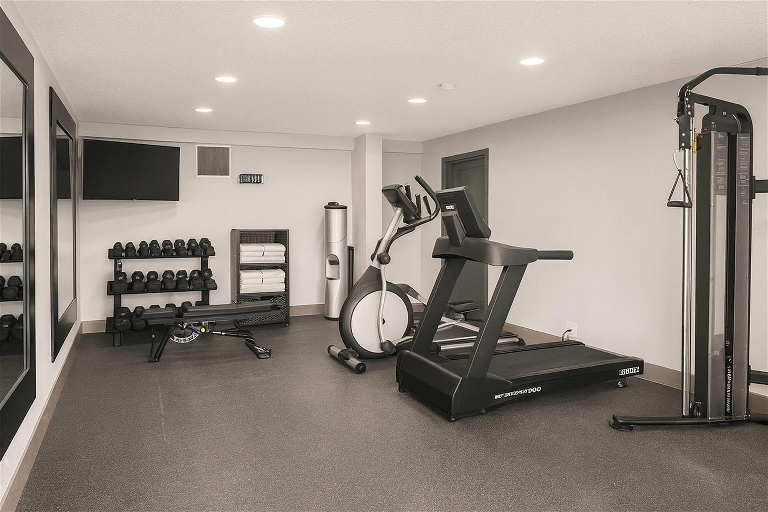 Baymont by Wyndham Fayetteville I 95 - photo 14