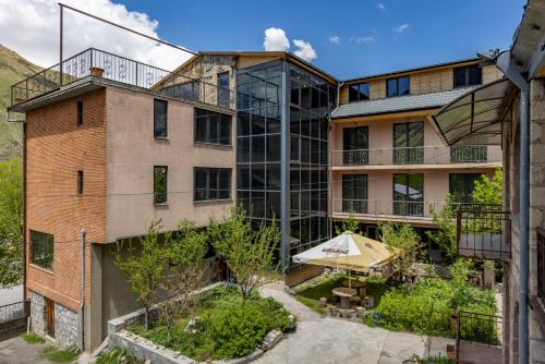 Gp Rooms - carbon neutral hotel in Step'antsminda