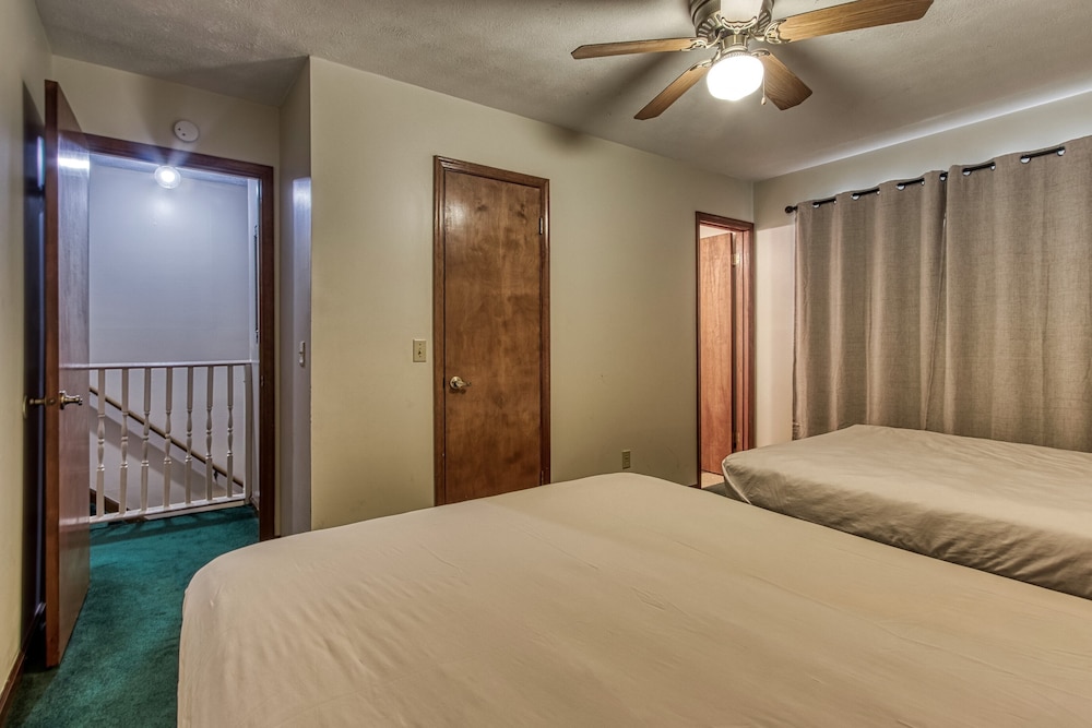 Pinecrest Townhomes - photo 3