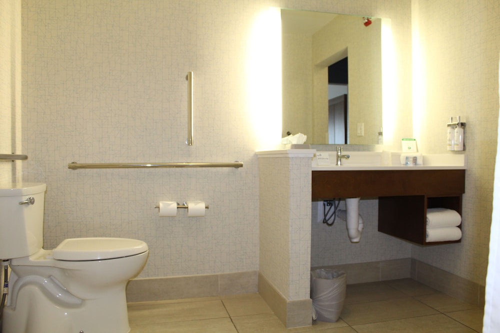 Holiday Inn Express and Suites Gettysburg by IHG - photo 36