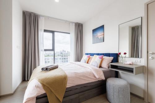 Bangkok city center thong lo rca high rise one bedroom