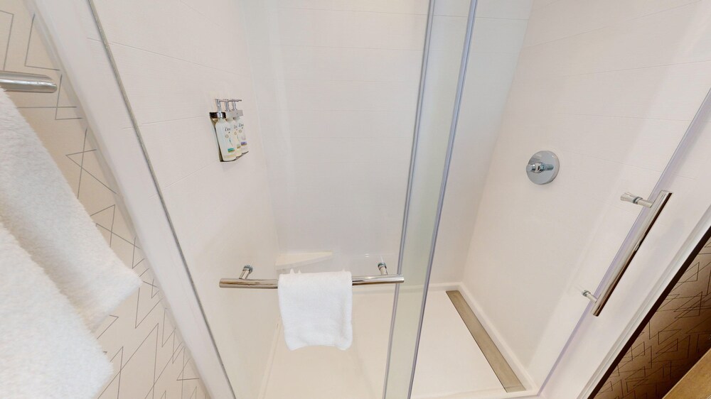 Holiday Inn Express & Suites Chicago Schaumburg an IHG Hotel - photo 25
