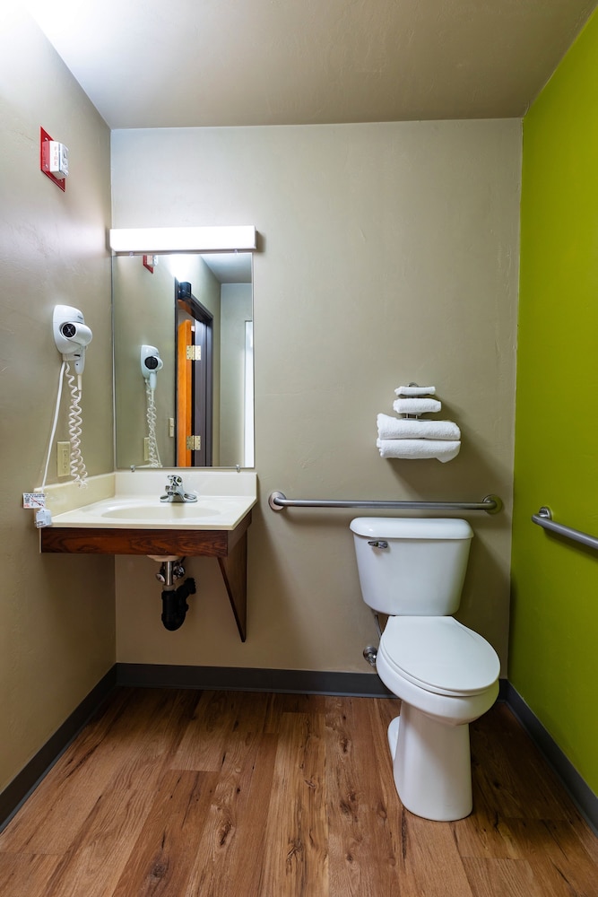 Extended Stay Airport - photo 39