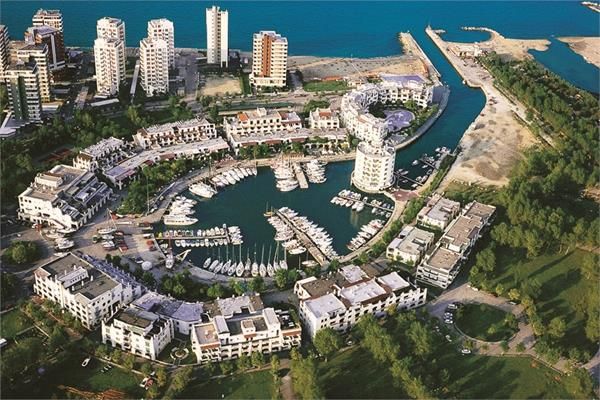 Torre Nautica Appartamenti in Misano Adriatico, Italy