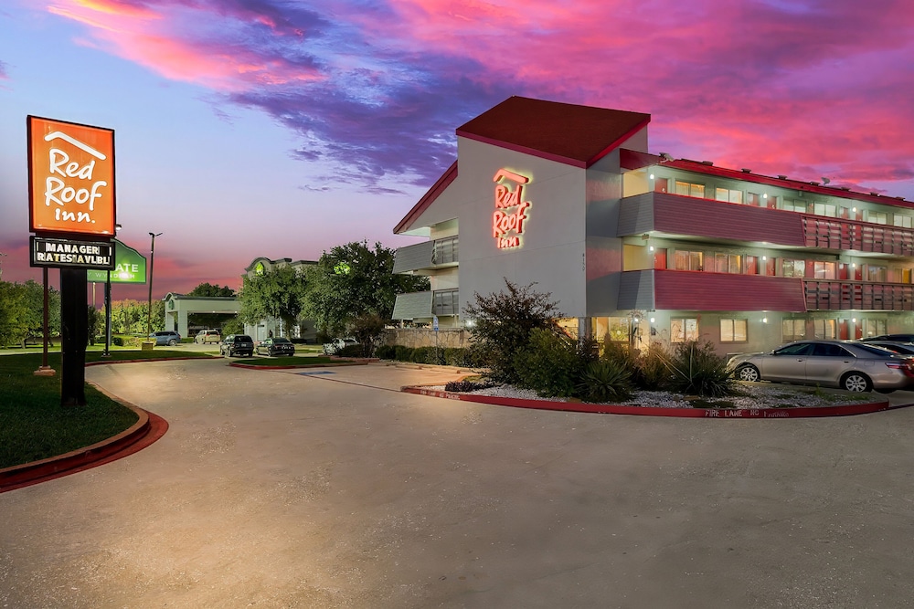 Red Roof Inn Dallas DFW Airport North - photo 31
