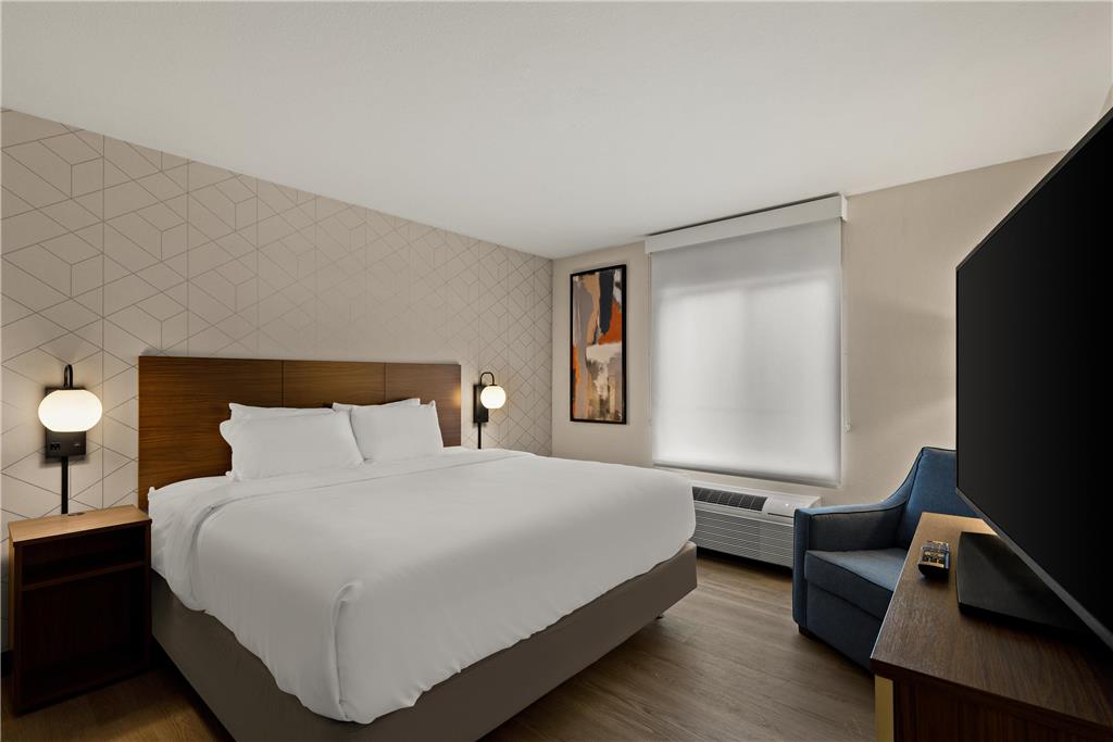 Everhome Suites Yuma East I 8 - photo 28