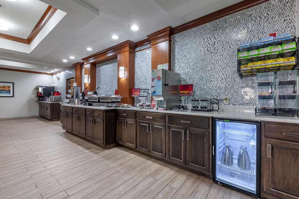 Best Western Plus Sparta Trail Lodge - photo 5