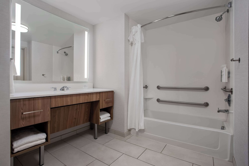 Homewood Suites by Hilton Davidson - photo 35
