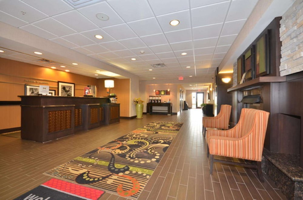 Hampton Inn & Suites Tulsa Catoosa - photo 9