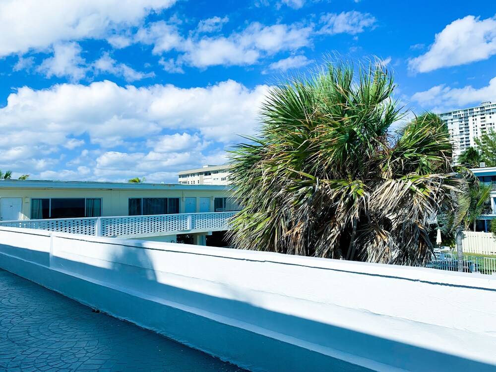 Coral Tides Resort - photo 125