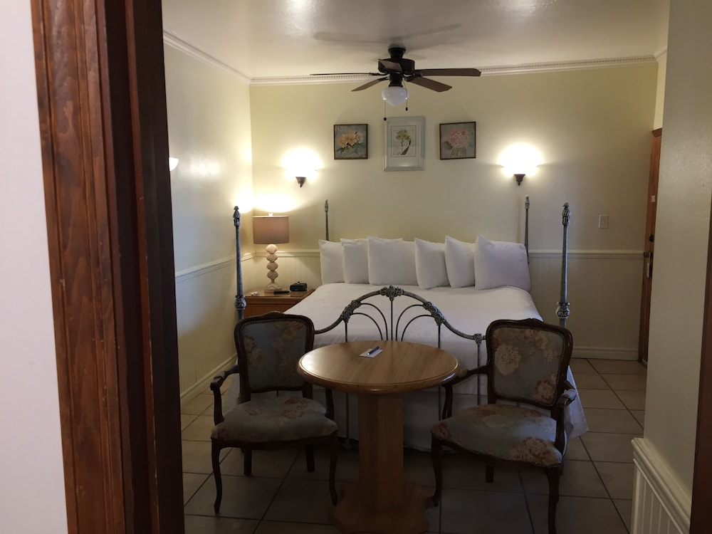 Seacrest Inn - photo 23