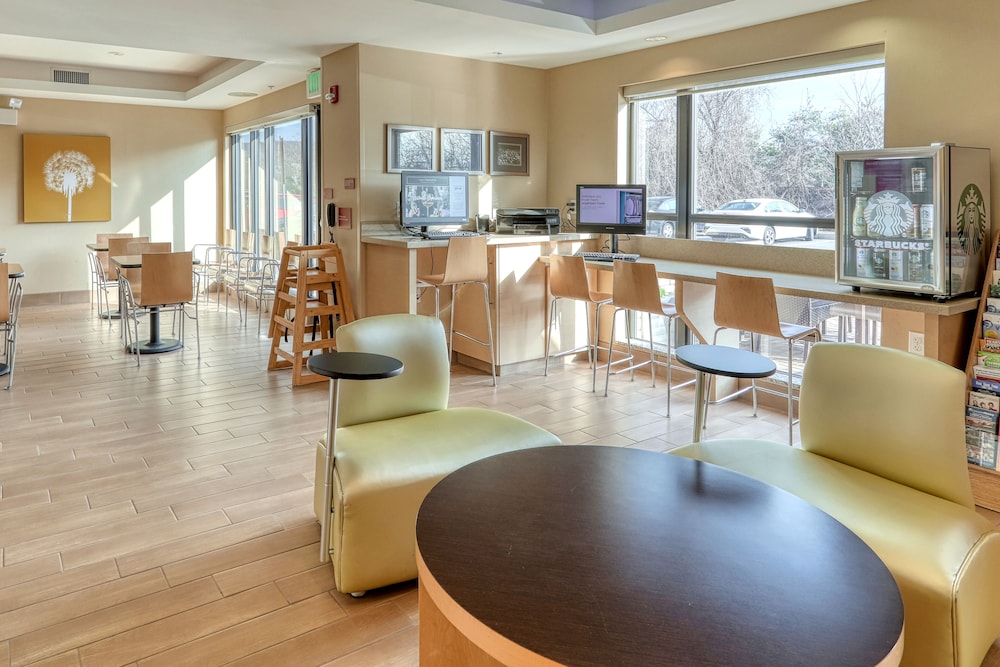 TownePlace Suites York - photo 49