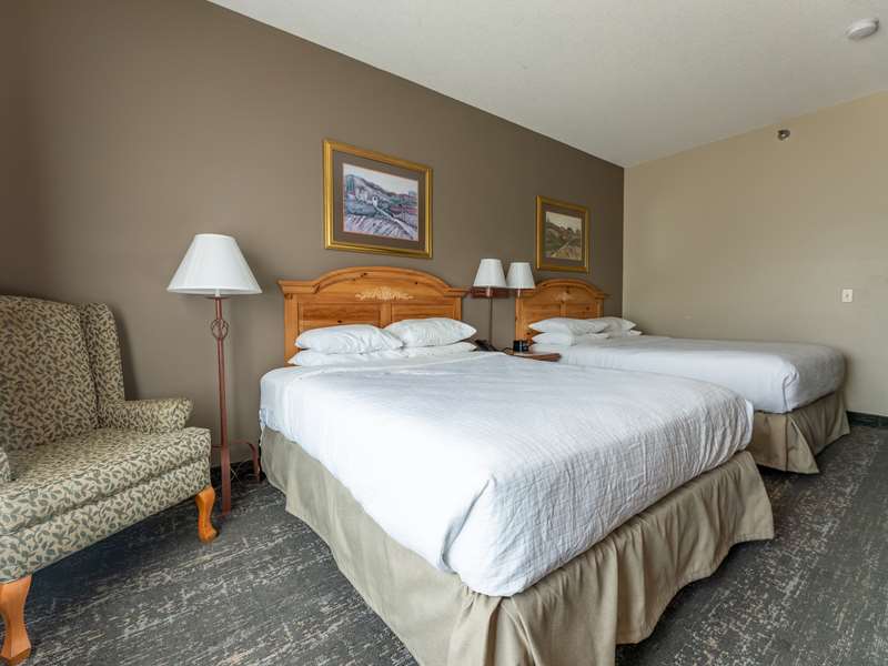 Crossings By Grandstay Inn And Suites - photo 3