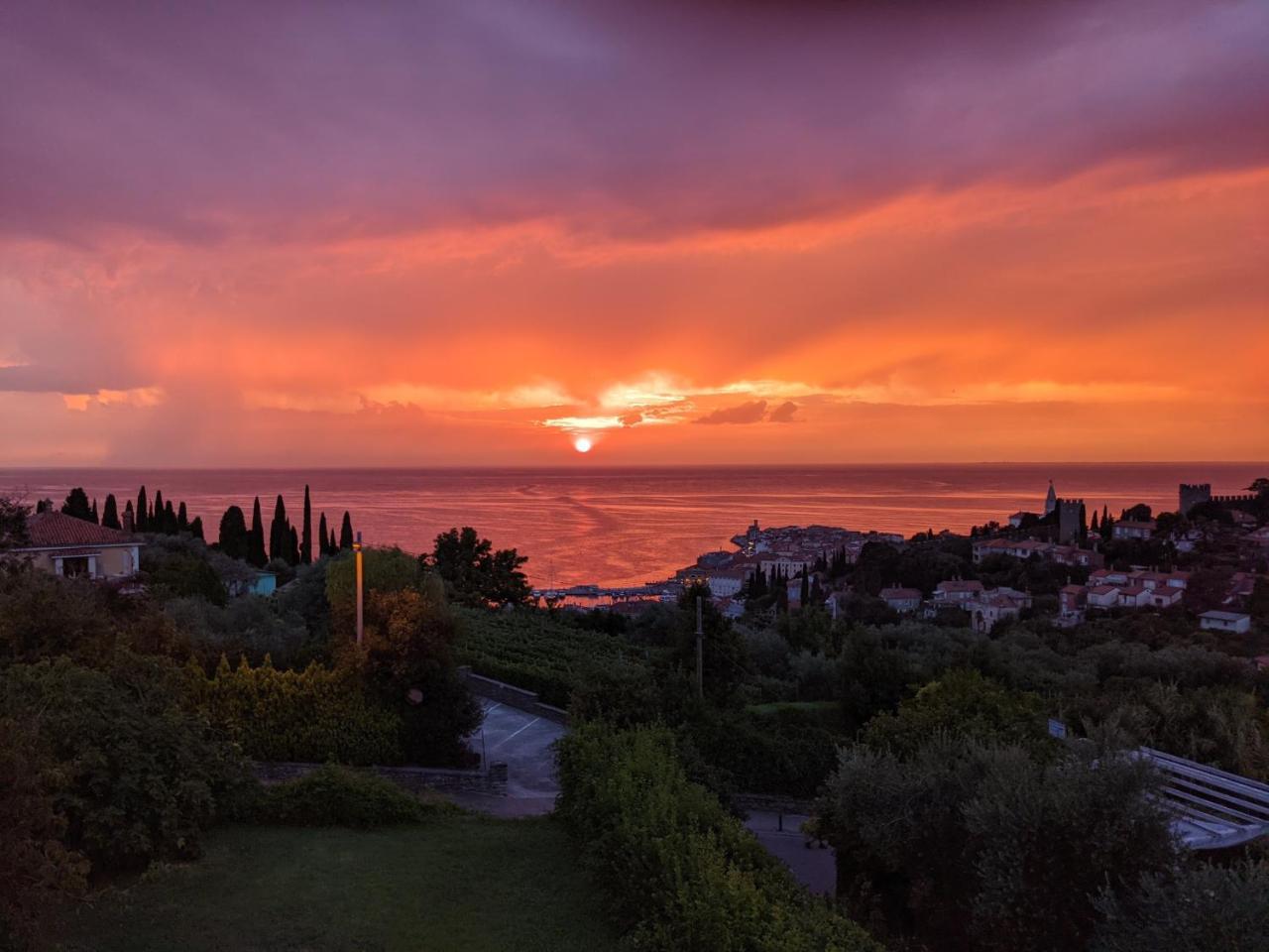 Captain's Cabin Piran free parking — 4-Star Luxury Hotel in Piran, Slovenia