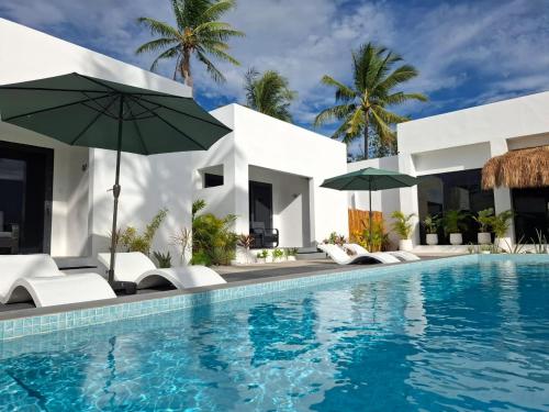 Coco del Rey in Moalboal, Philippines