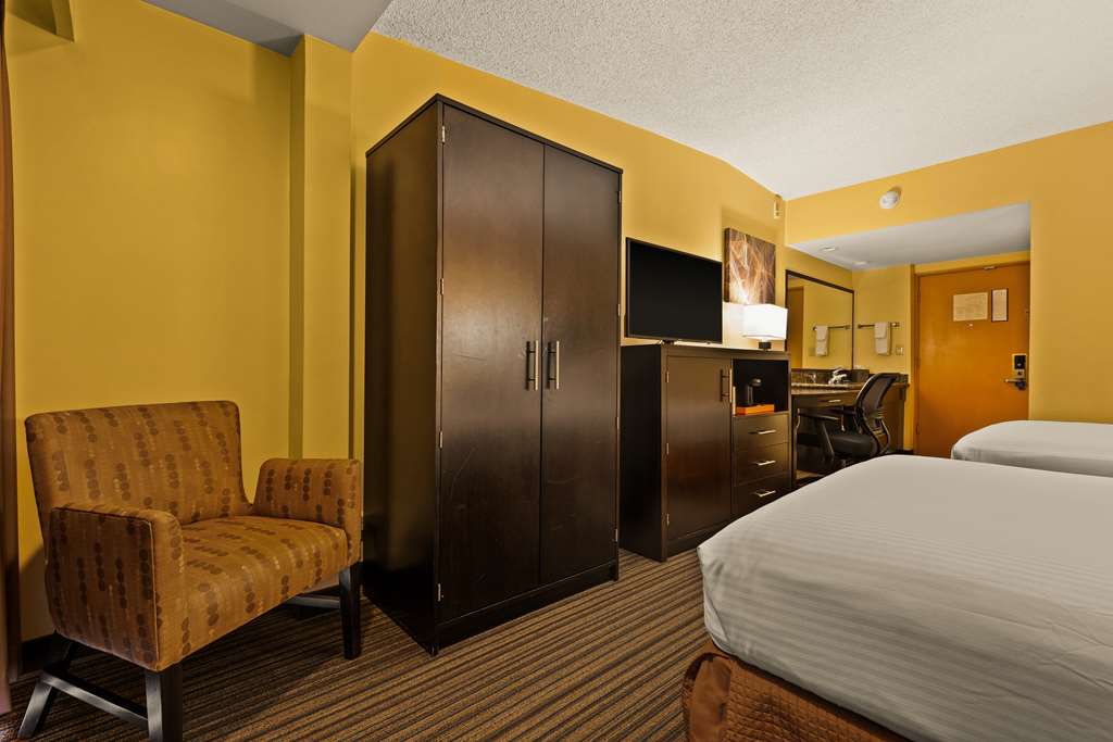 Best Western The Plaza Hotel Honolulu Airport Free Breakfast - photo 25