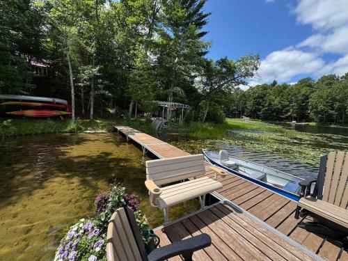 Brandy Bay Hideaway: Pet Friendly Retreat - photo 43